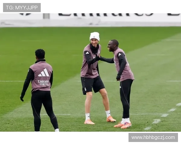 门迪右侧坐骨受伤力争马德里复出